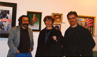 Dominique Bax, directrice du Magic Cinéma de Bobigny, et le cinéaste Saïd Ould Khelifa, à la galerie Arcima,1996.)
