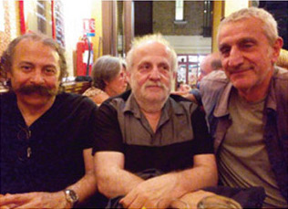 Avec le journaliste et éditeur Jacques Dimet et Christian Kazandjian, journaliste et écrivain.)